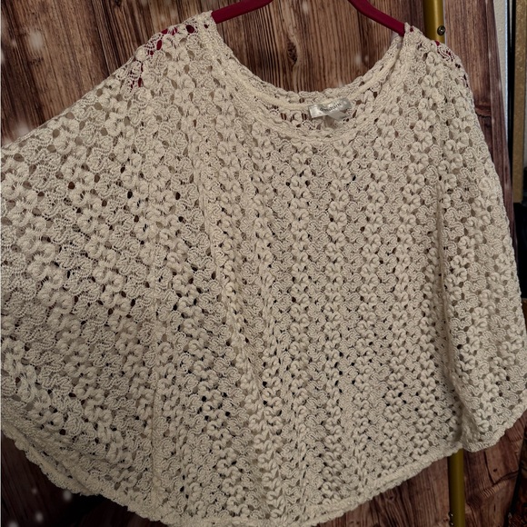 dressbarn Tops - Dressbarn Cream Knit Blouse